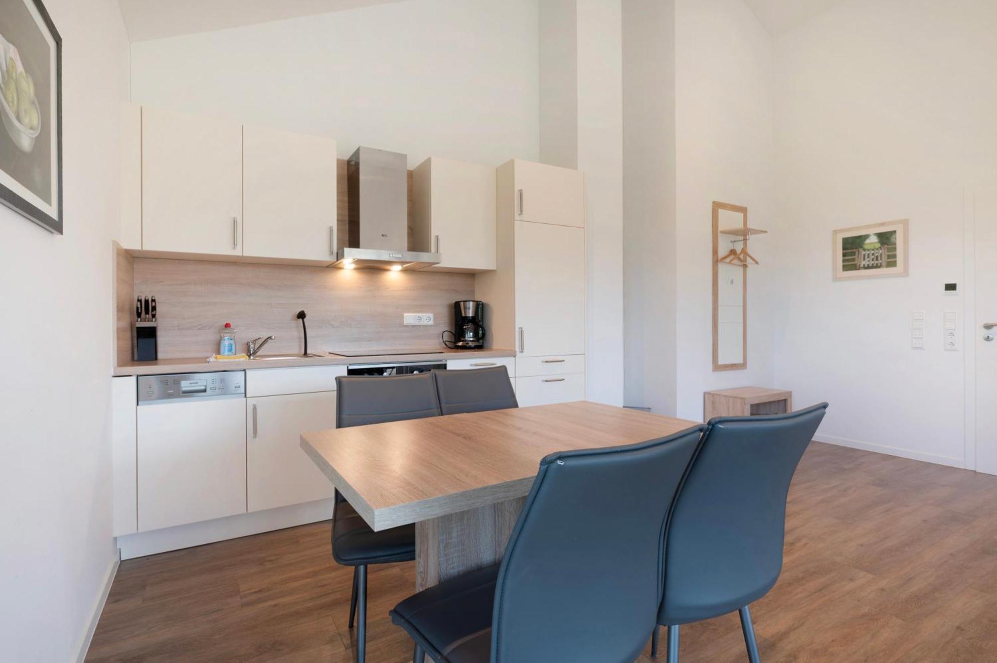 Auszeit Apartment Hatten ภายนอก รูปภาพ